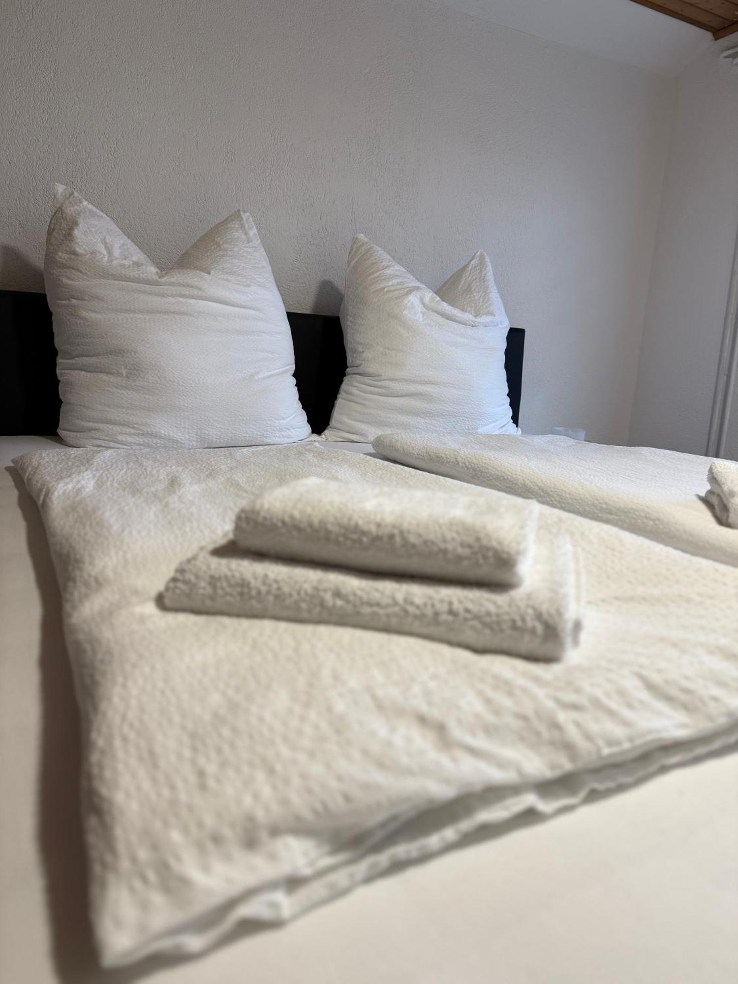 Gemuetliche 2 Zimmer Wohnung باد هيرسفيلد المظهر الخارجي الصورة